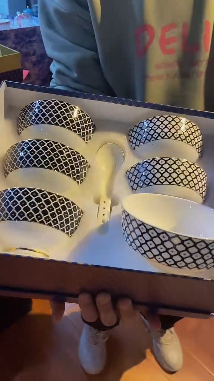 【闪购商品】鸿辉家品牌瓷器，京东包邮！