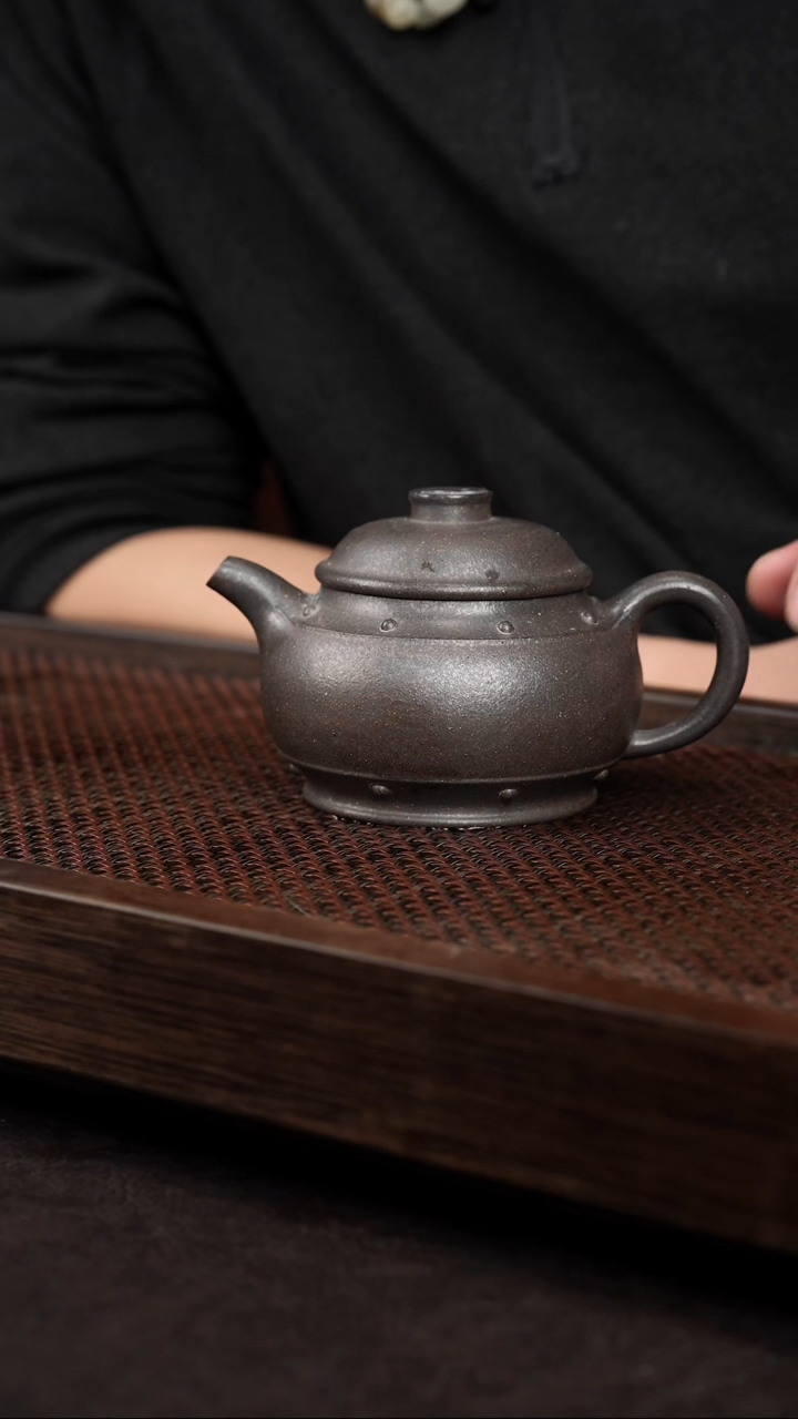 【闪购商品】紫砂茶壶岩中泥太极古