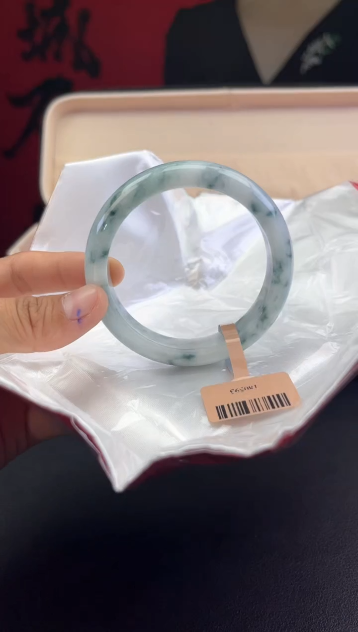 【闪购商品】翡翠手镯未镶嵌2翡翠手镯