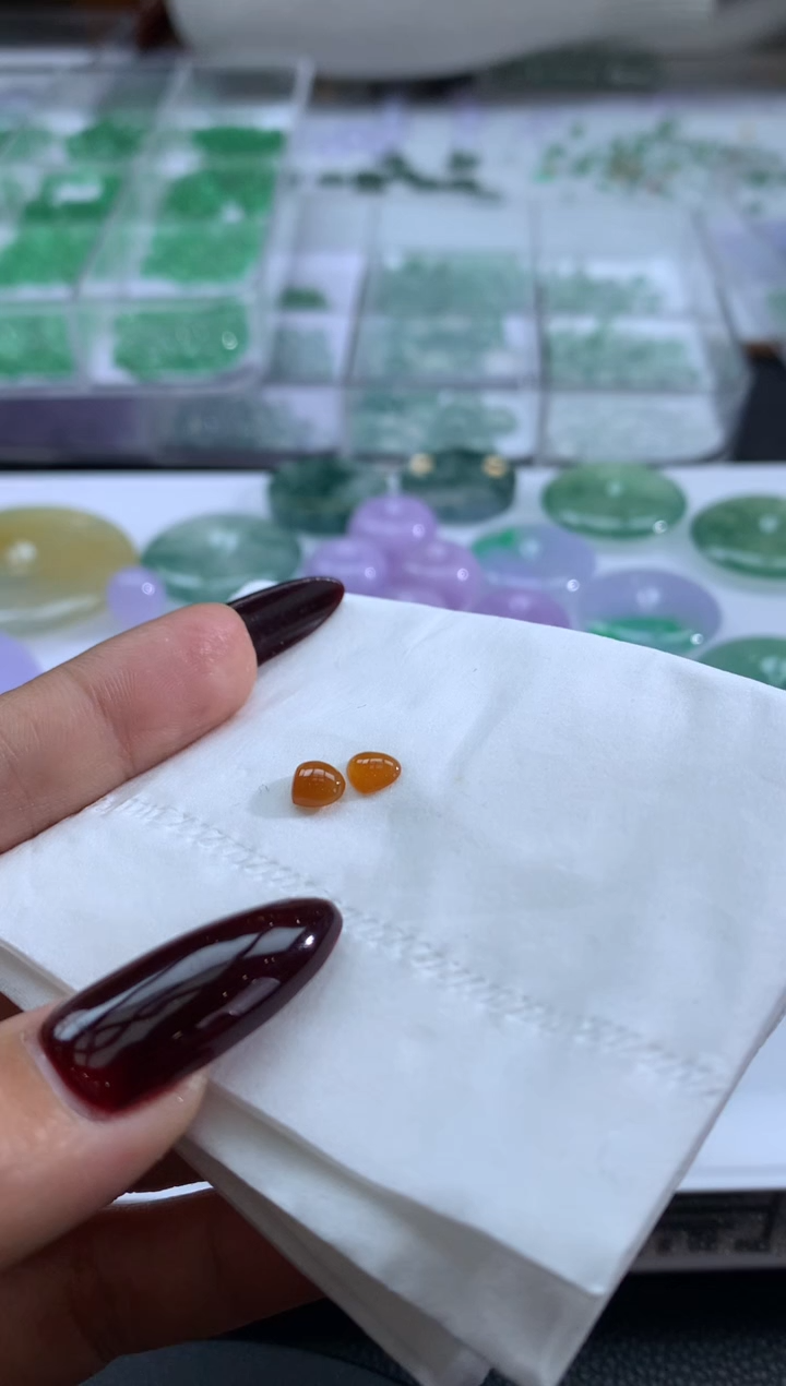 【闪购商品】定制翡翠未镶嵌翡翠