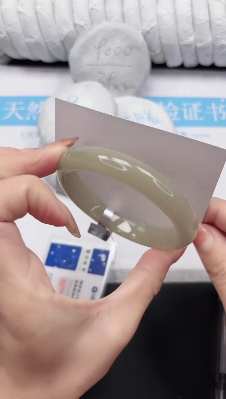 未镶嵌手镯石英质玉222-61.8DH