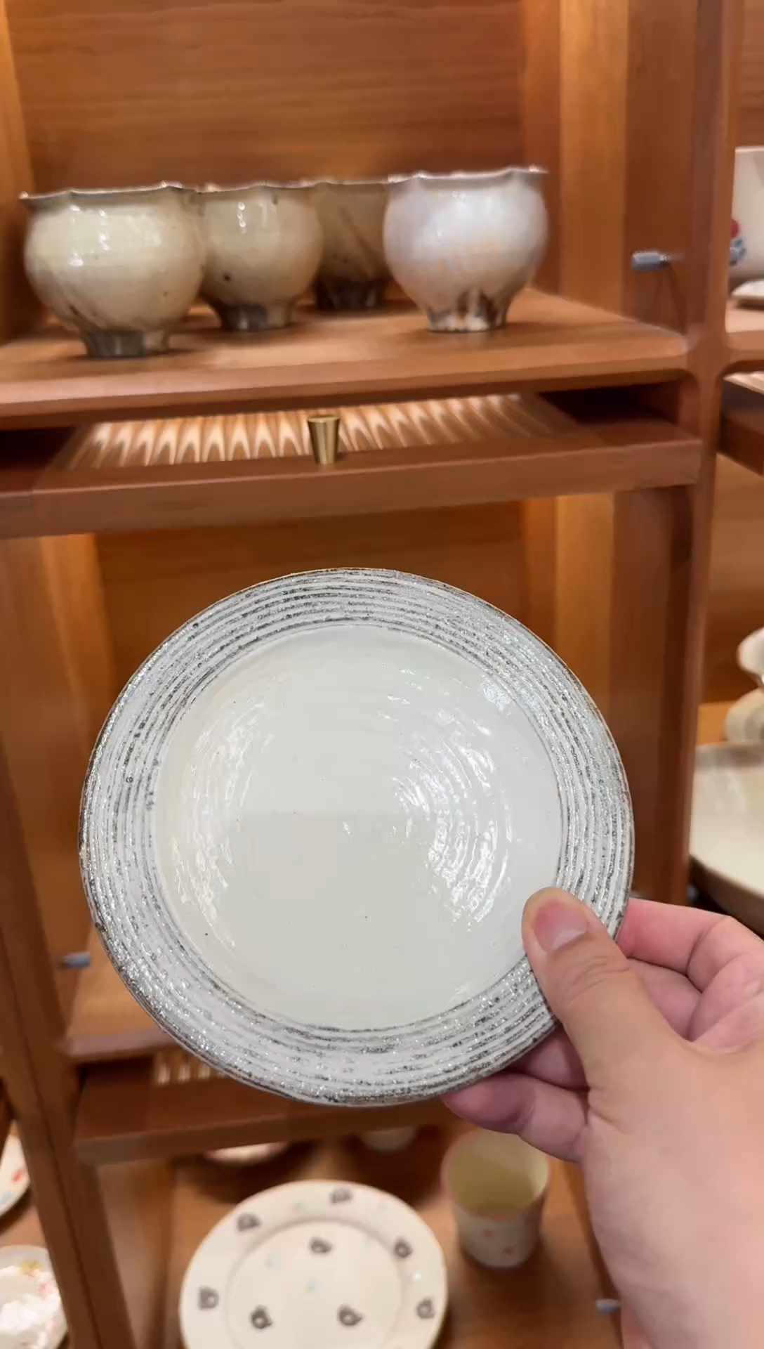陶日本陶艺手作作家器物古谷浩一圆盘横雕