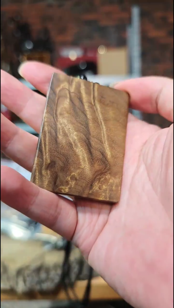 金丝楠无事牌脖挂