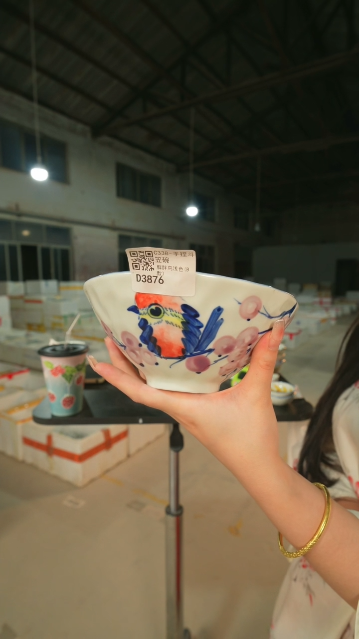 碗景德镇高温釉下手绘陶瓷