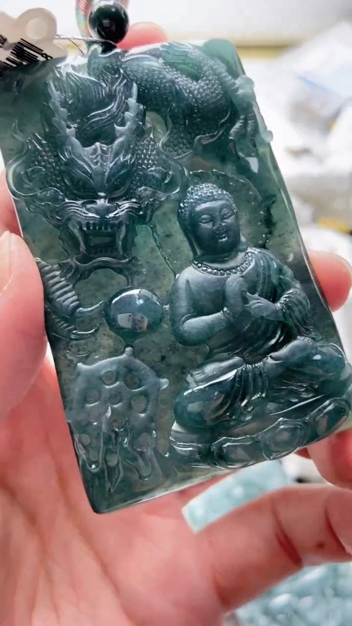 【闪购商品】翡翠颈饰未镶嵌8888888888888