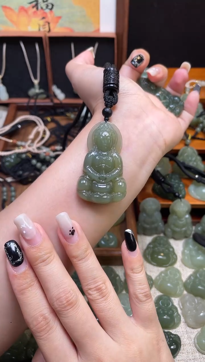 颈饰未镶嵌和田玉50