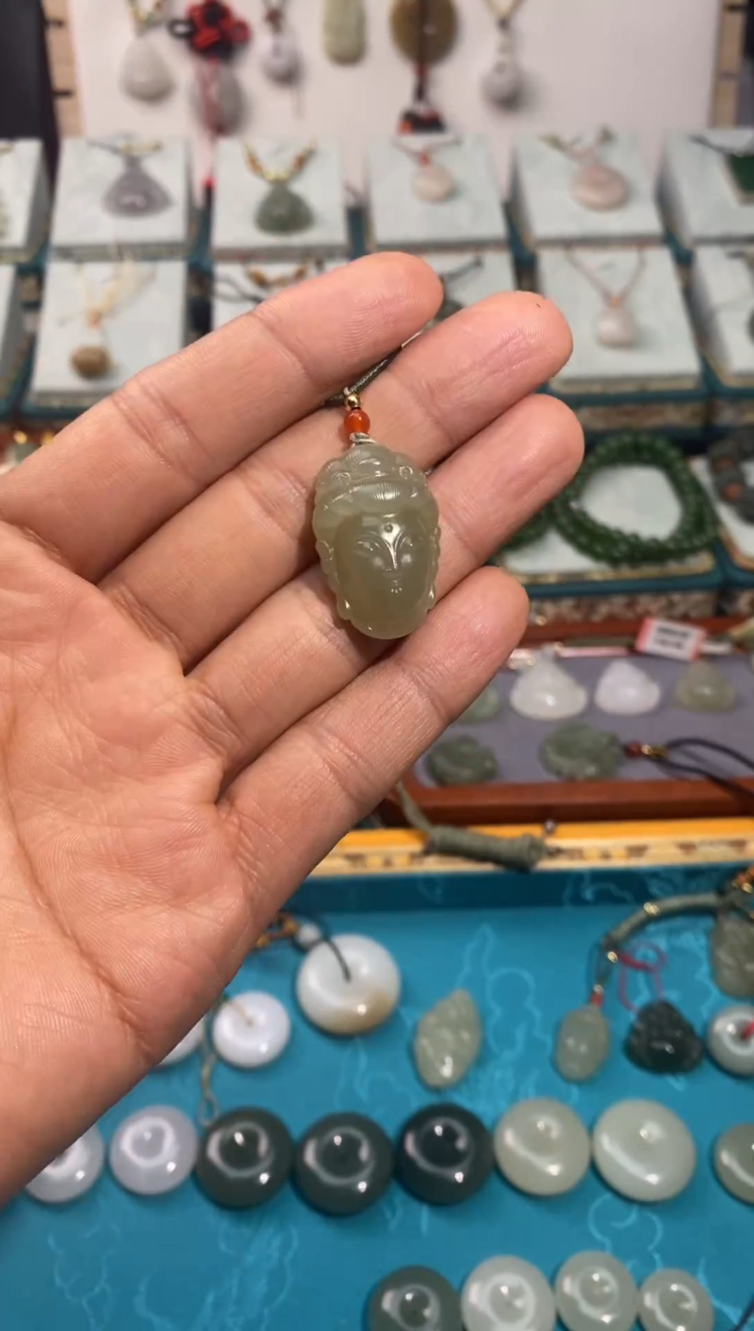 【闪购商品】和田玉颈饰未镶嵌30观音头