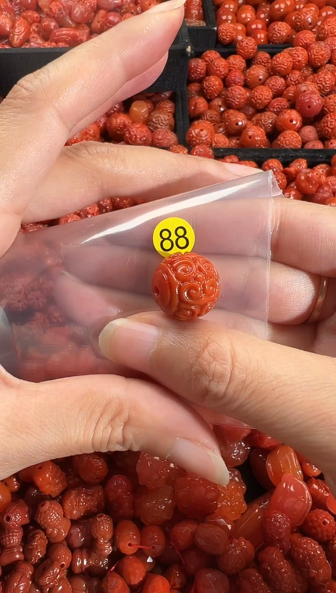 颈饰未镶嵌南红玛瑙1