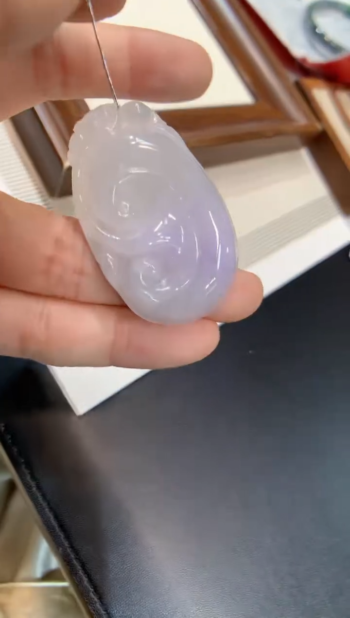 颈饰未镶嵌翡翠如意