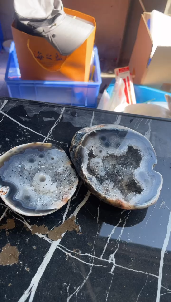 【闪购商品】水晶晶洞未镶嵌天然晶洞拍2单99发1