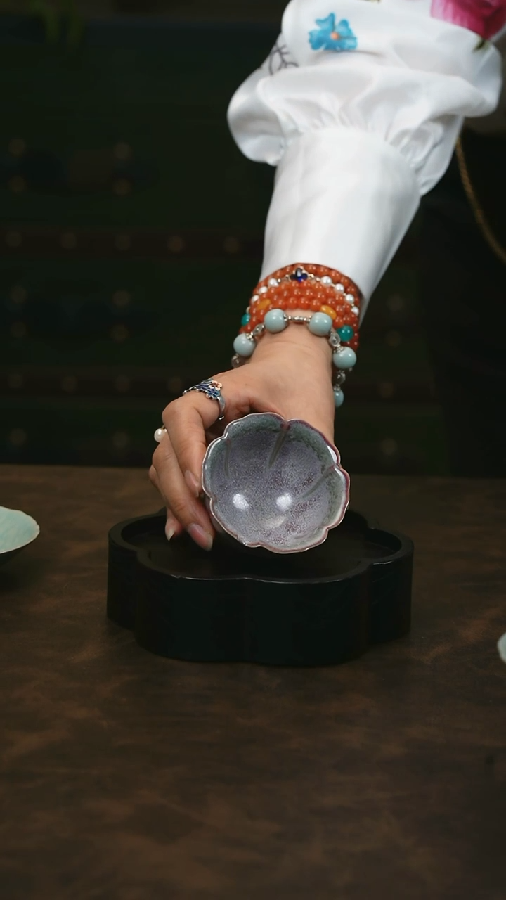 【闪购商品】W宝丰宋官窑原产地钧瓷花口杯