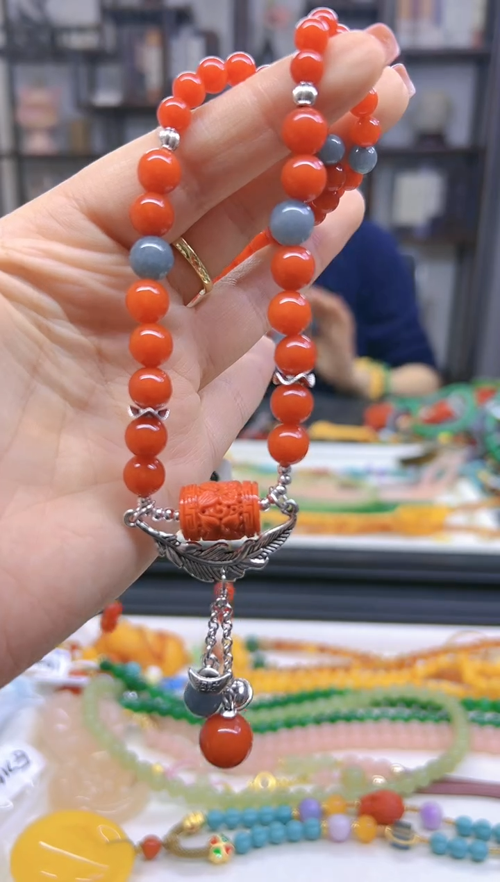 【闪购商品】南红玛瑙颈饰未镶嵌M636