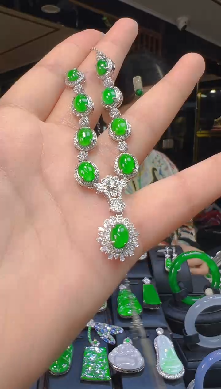 项链银S925镶嵌翡翠095(多样性发货发其一)