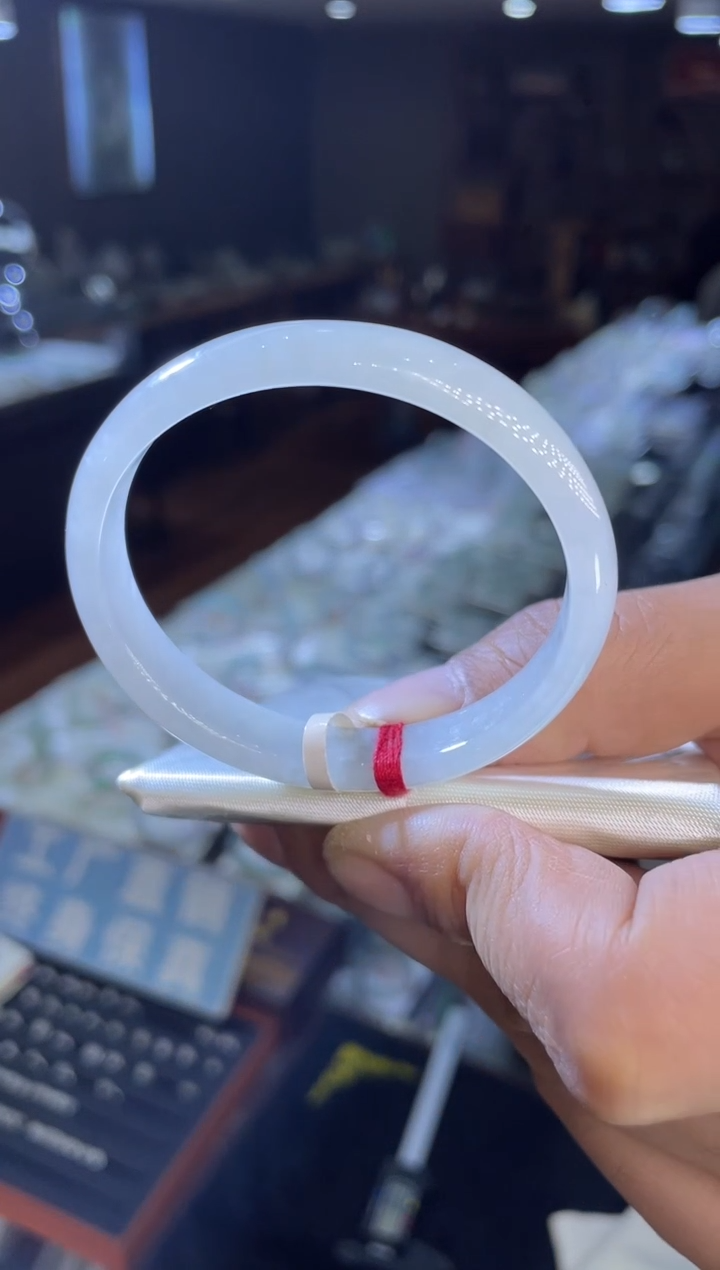 未镶嵌手镯翡翠正圈53