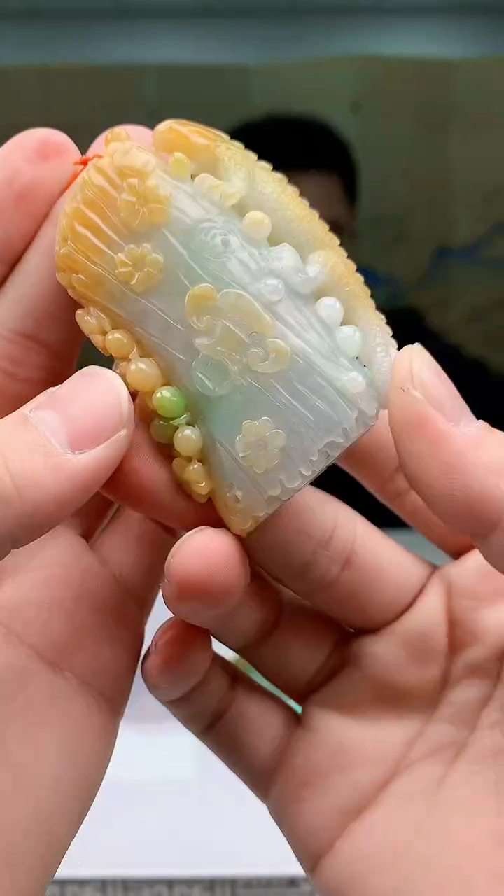 【闪购商品】定制翡翠未镶嵌5153bb-毛货挂件