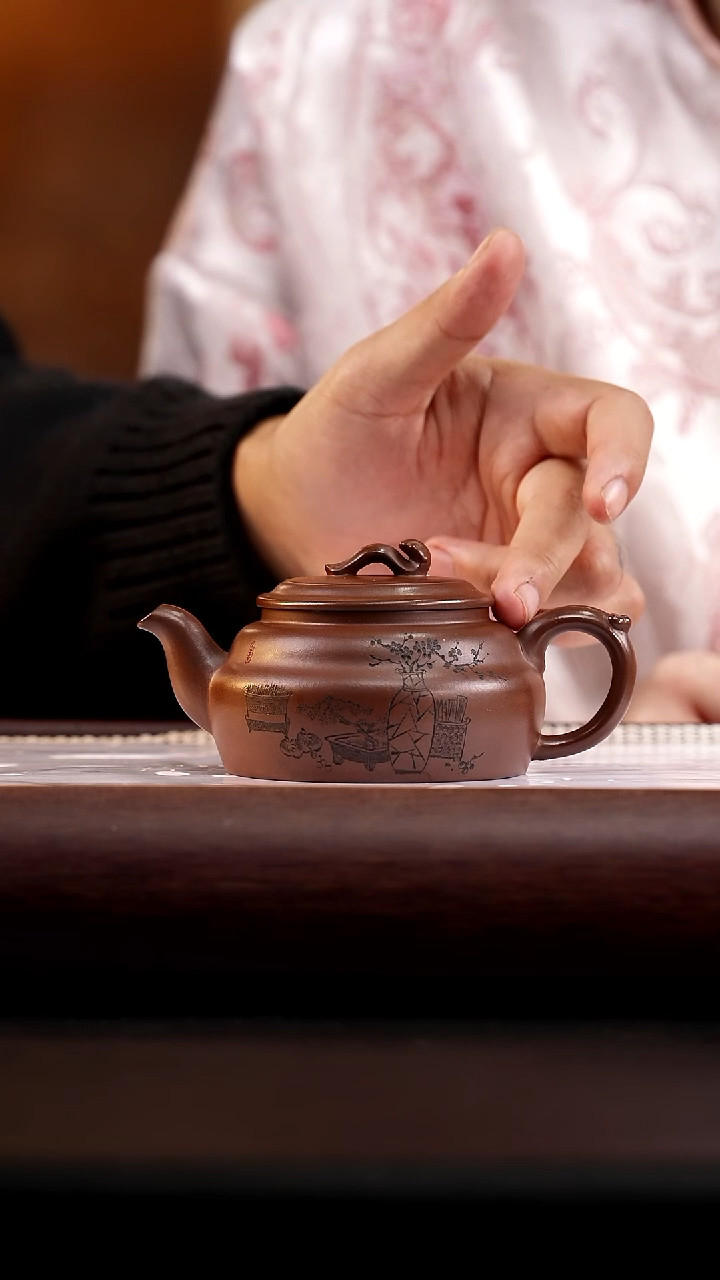 茶壶紫砂底槽清如意君德180cc