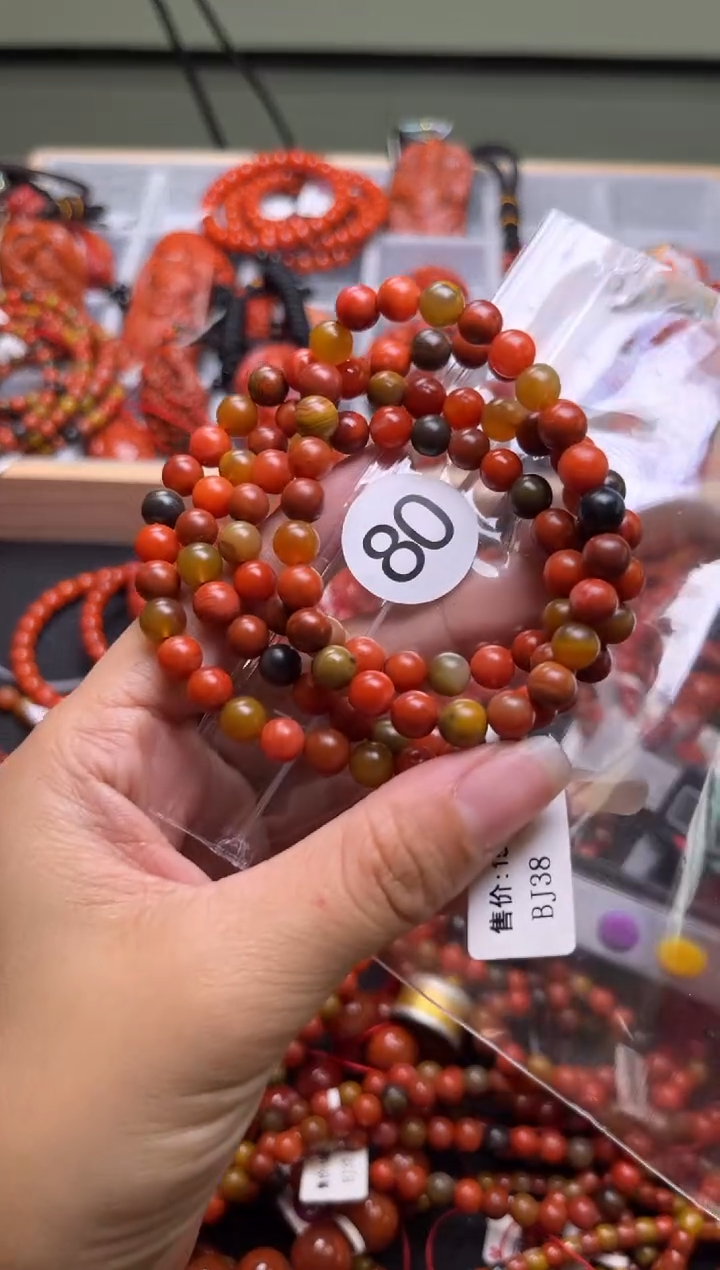 【闪购商品】南红玛瑙珠宝奇石未镶嵌80-6+