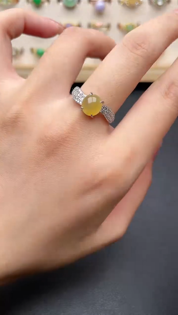 【闪购商品】翡翠戒指银S925镶嵌一物一证一礼盒