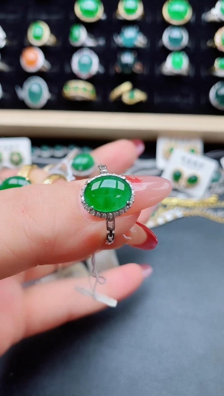 【闪购商品】翡翠戒指银S925镶嵌85050500