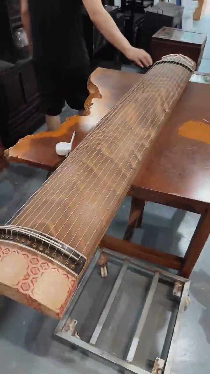 日瓷字画直播间开播中