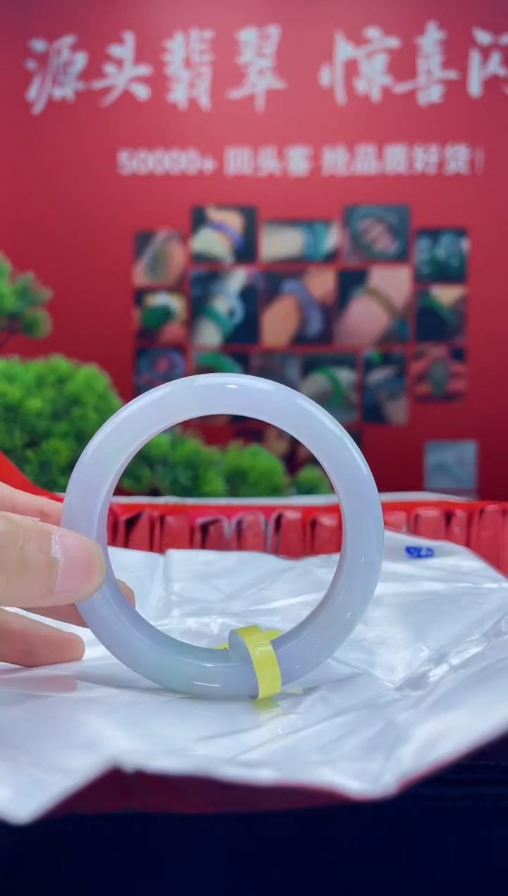 翡翠手镯未镶嵌手镯3