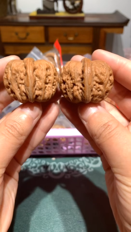 【闪购商品】文玩核桃吊坠元宝核桃