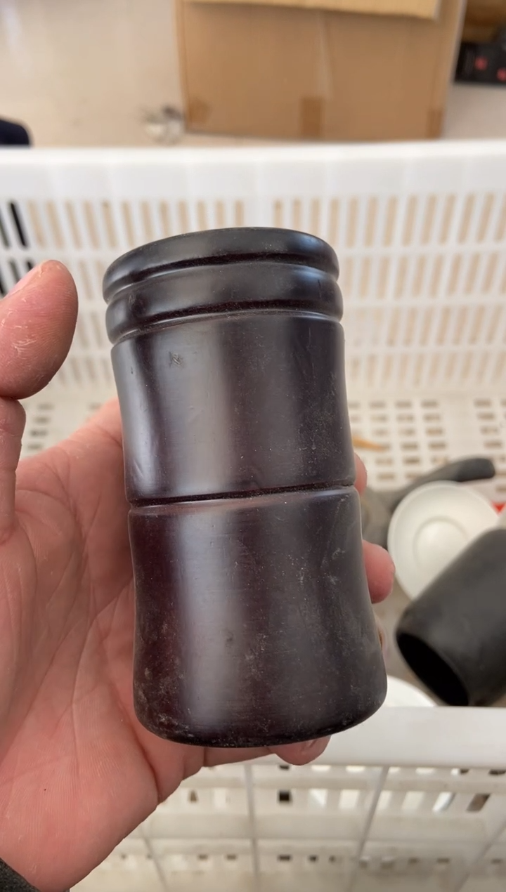 杯无运费险有瑕疵的摄影的产品有使用过的痕迹有点脏介意勿拍