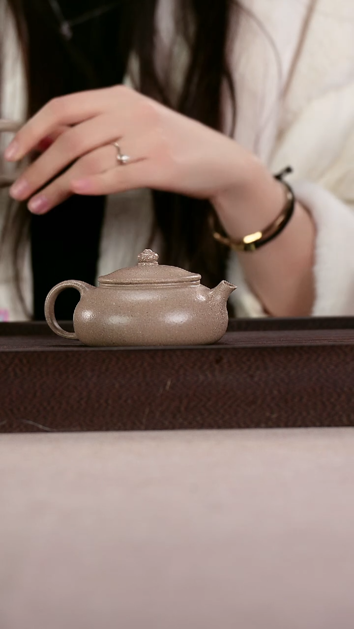 茶壶紫砂五彩老段泥寒江