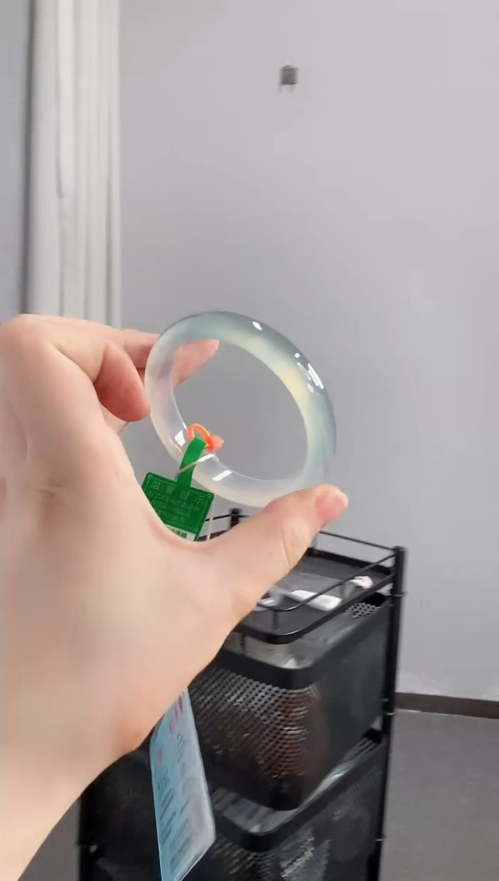 【闪购商品】玛瑙/玉髓手镯未镶嵌54圈