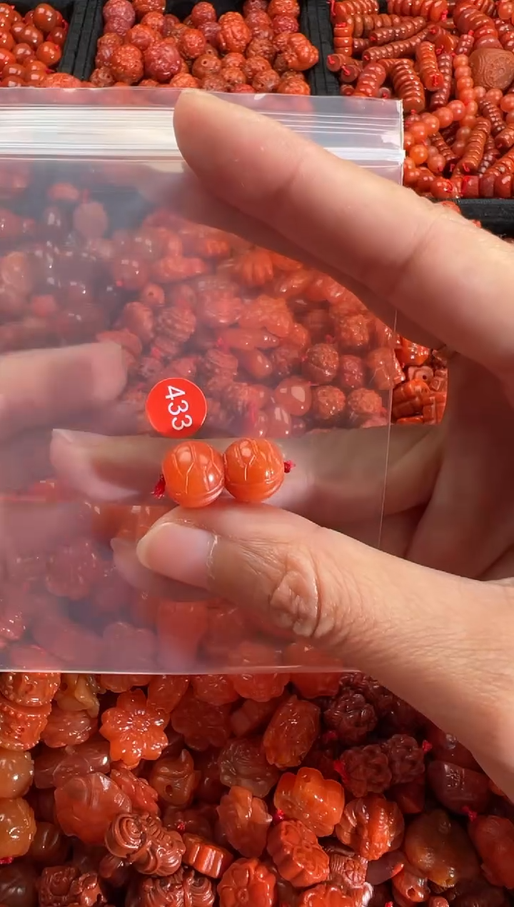 【闪购商品】南红玛瑙颈饰未镶嵌2