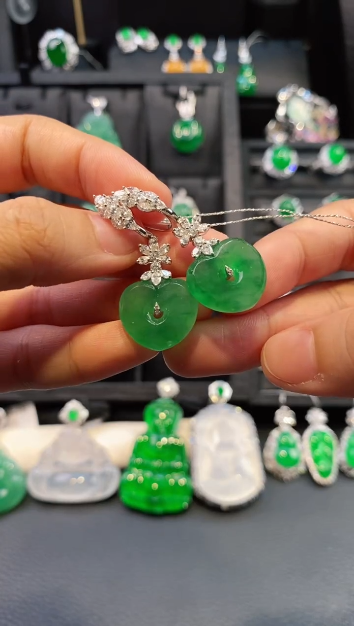 翡翠18K金镶嵌耳坠心形耳坠4280510