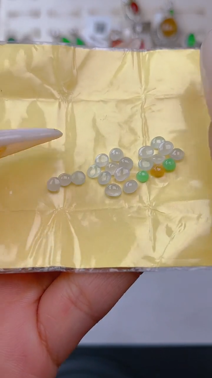 裸石翡翠天然翡翠蛋面50