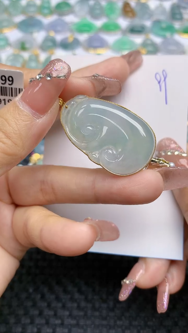 【闪购商品】翡翠颈饰18K金镶嵌天然A货翡翠 99