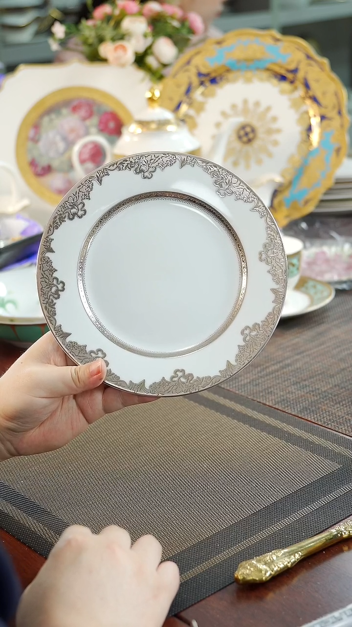 【闪购商品】瓷片8英寸平盘尾单微瑕