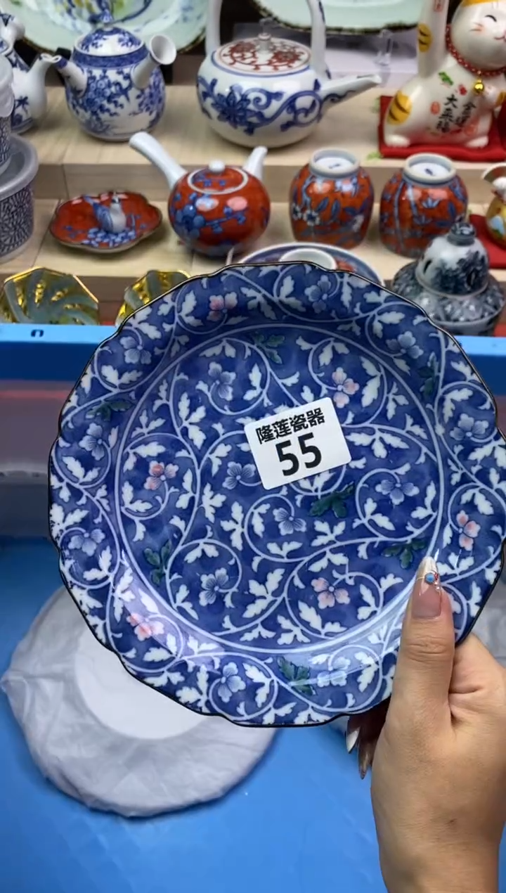 【闪购商品】瓷片隆莲瓷器欢迎大家