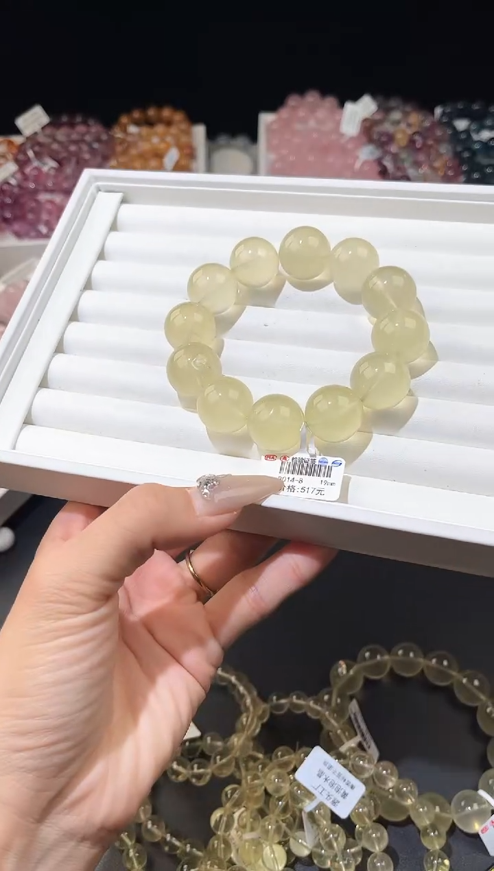 【闪购商品】水晶手链未镶嵌多样性发一黄泡泡19mm