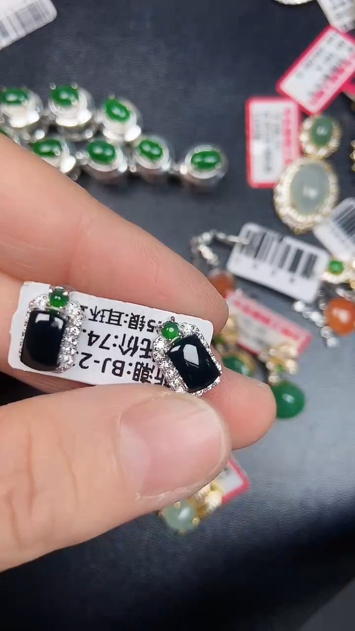 银S925镶嵌戒指翡翠1680
