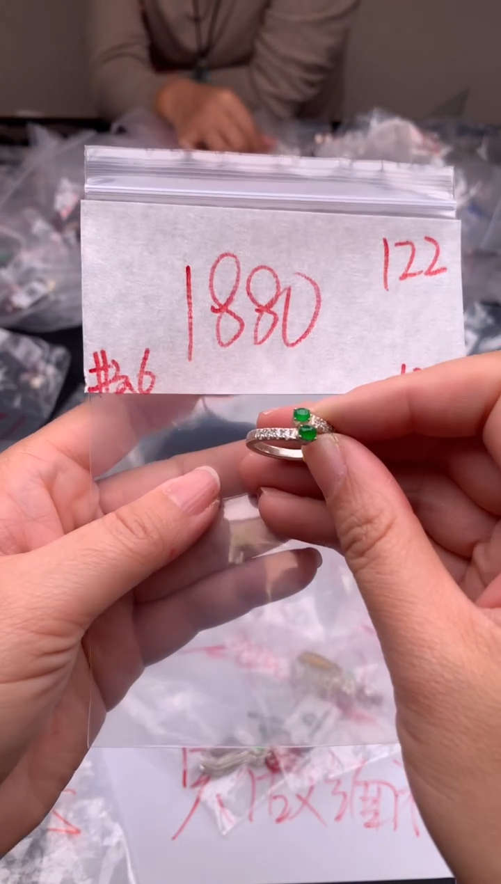 【闪购商品】定制翡翠未镶嵌毛货需精细抛光拍一发一