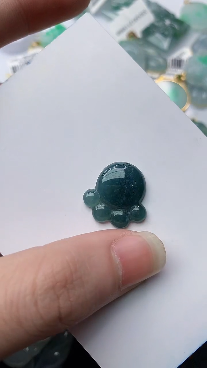 【闪购商品】翡翠颈饰未镶嵌30........