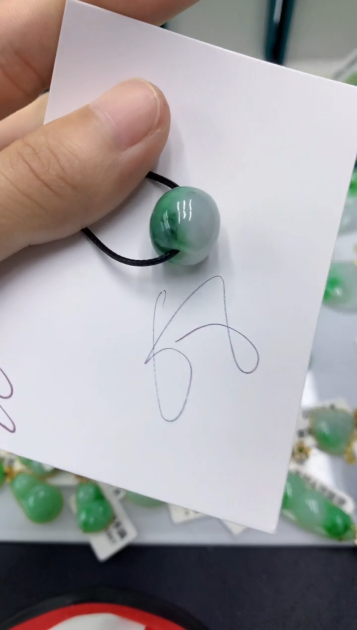 【闪购商品】翡翠颈饰未镶嵌翡翠
