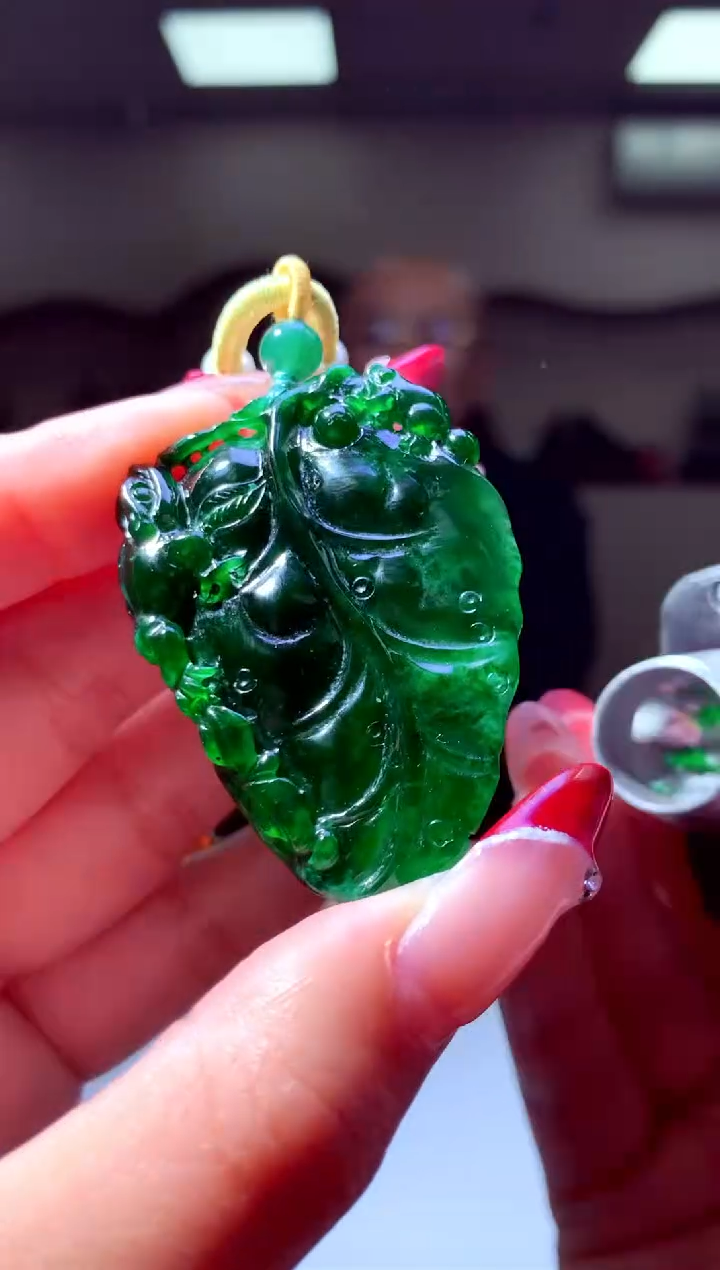 【闪购商品】定制翡翠未镶嵌天然A货翡翠（拍一发一）