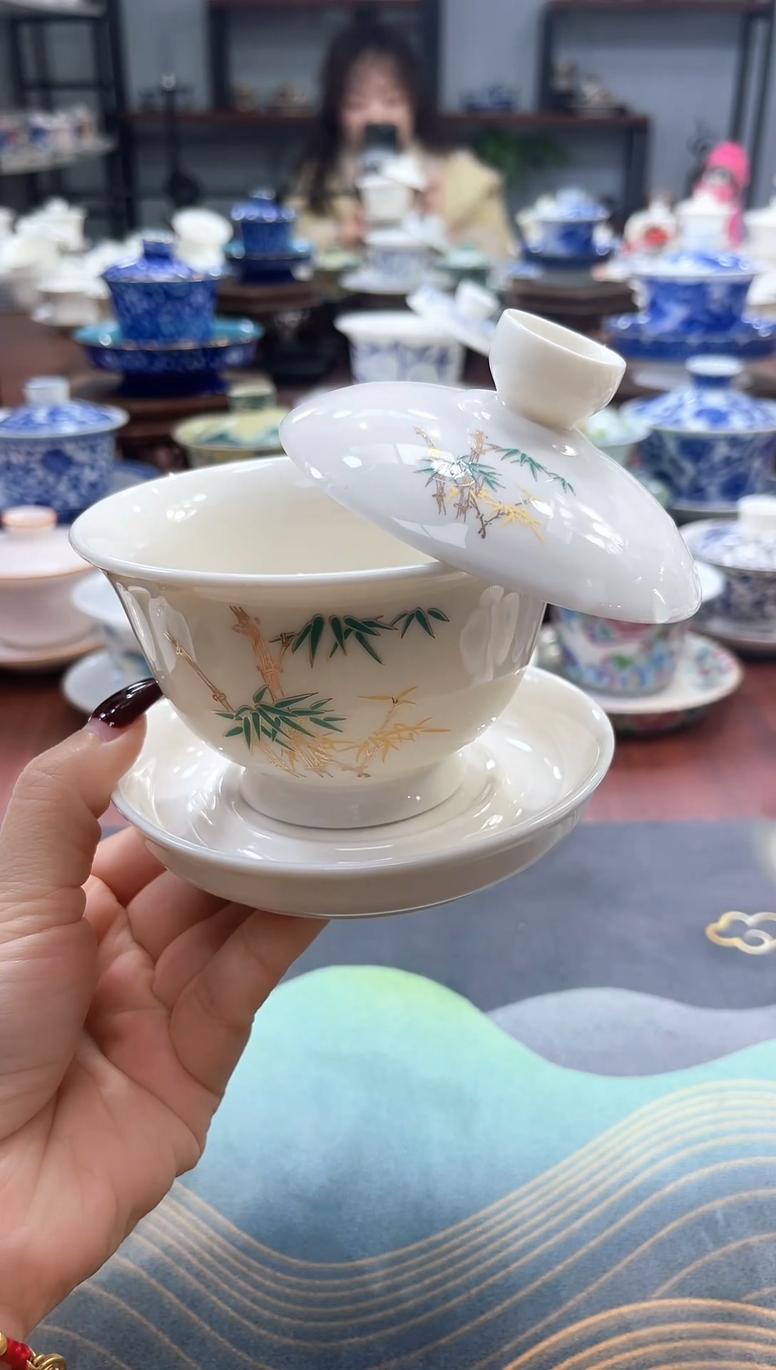 【闪购商品】中号元宝竹节悬停盖碗