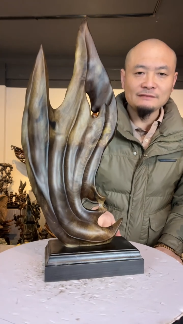 金丝楠忠***坊338金丝楠自然随型摆件