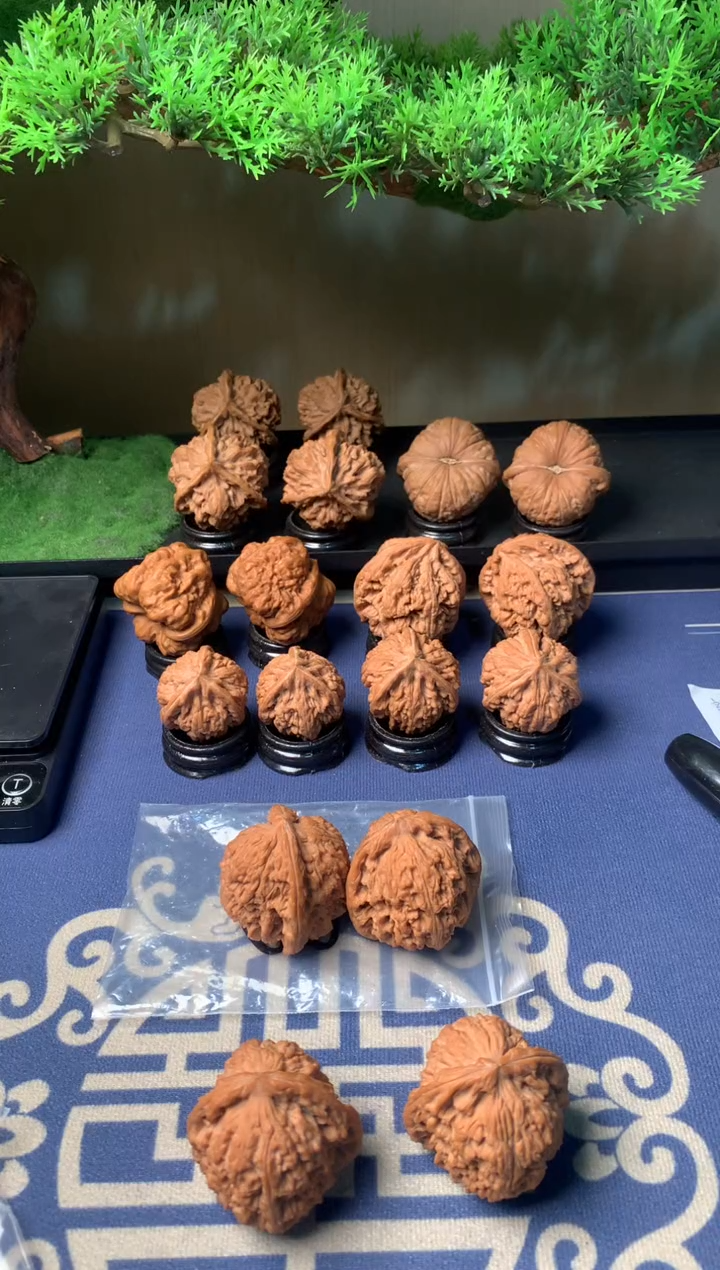 【闪购商品】文玩核桃吊坠43赵喜满