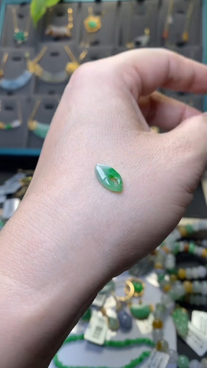 颈饰未镶嵌翡翠39853