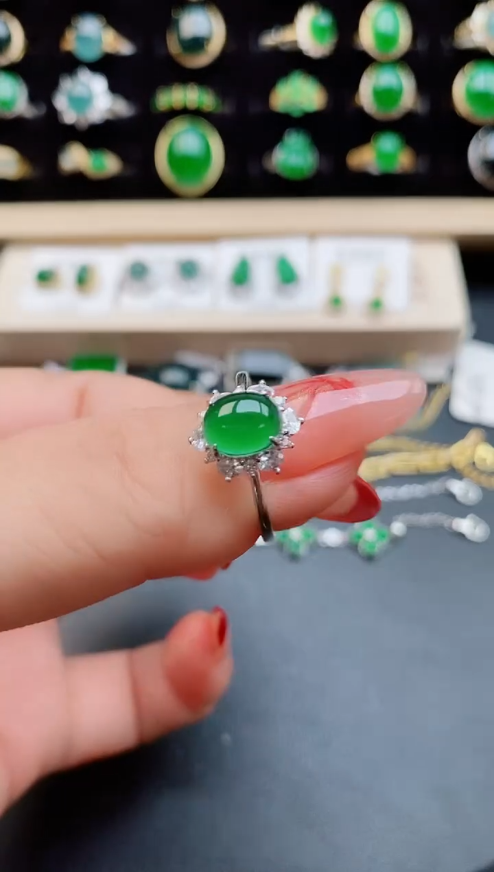 【闪购商品】翡翠戒指银S925镶嵌508550