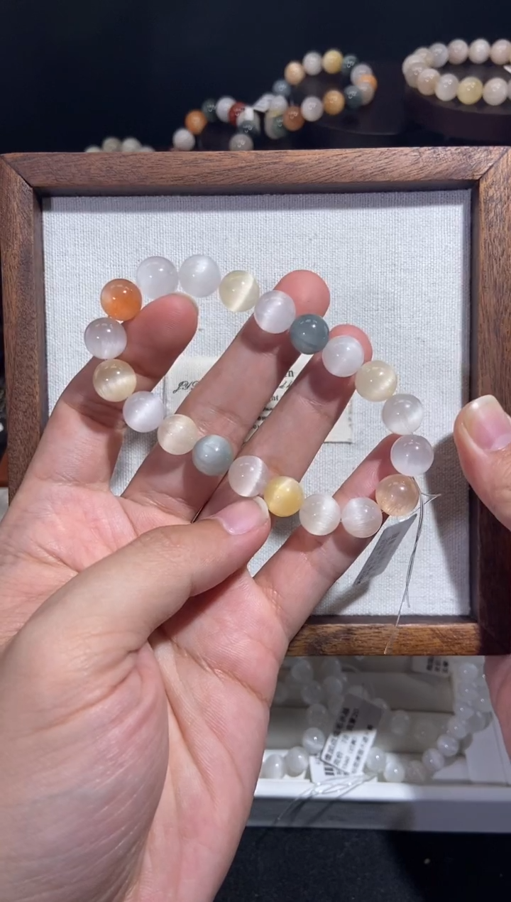 未镶嵌手串水晶九号链接-10咪+ 兔毛水晶