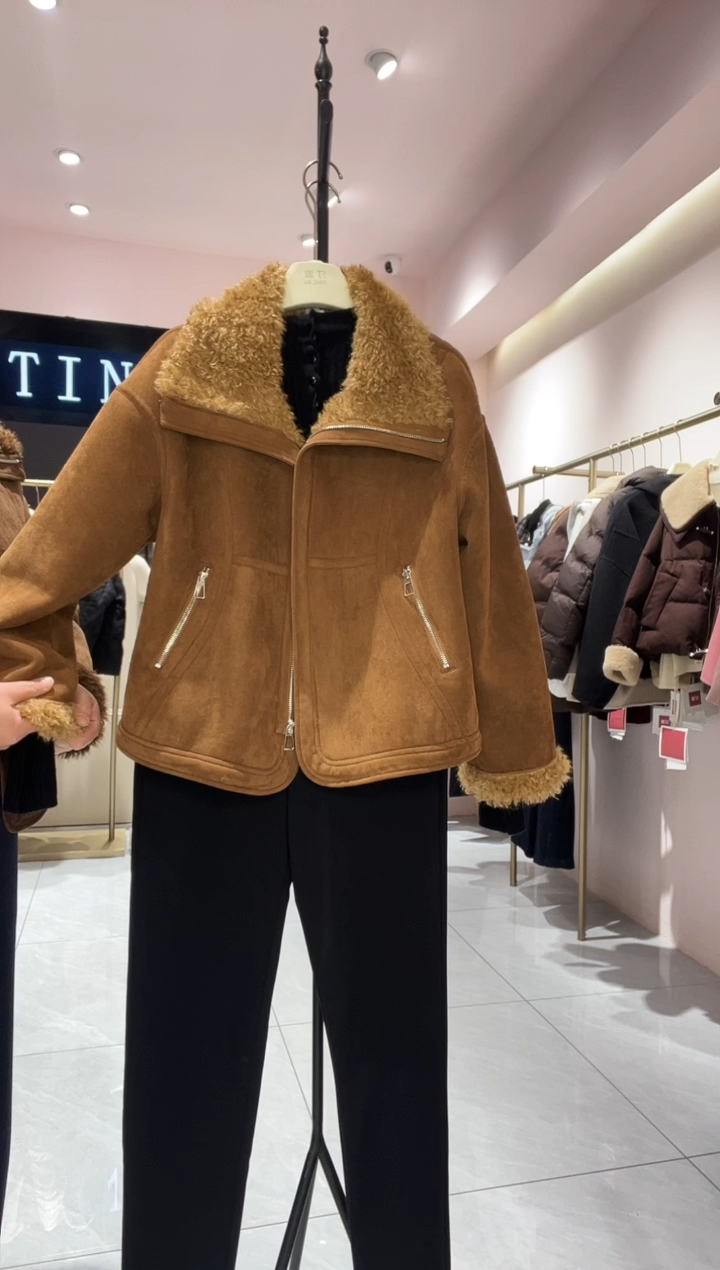 往**烟82171皮毛一体浅色XL