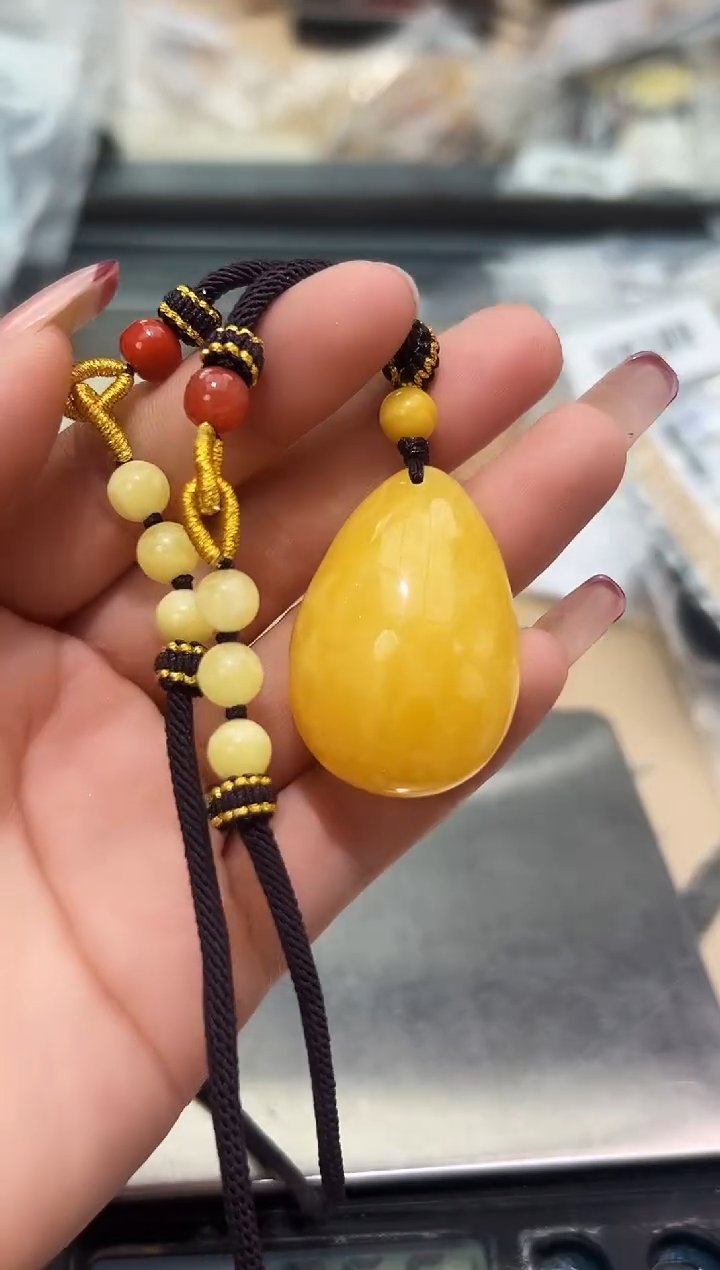 未镶嵌琥珀裸石蜜蜡吊坠