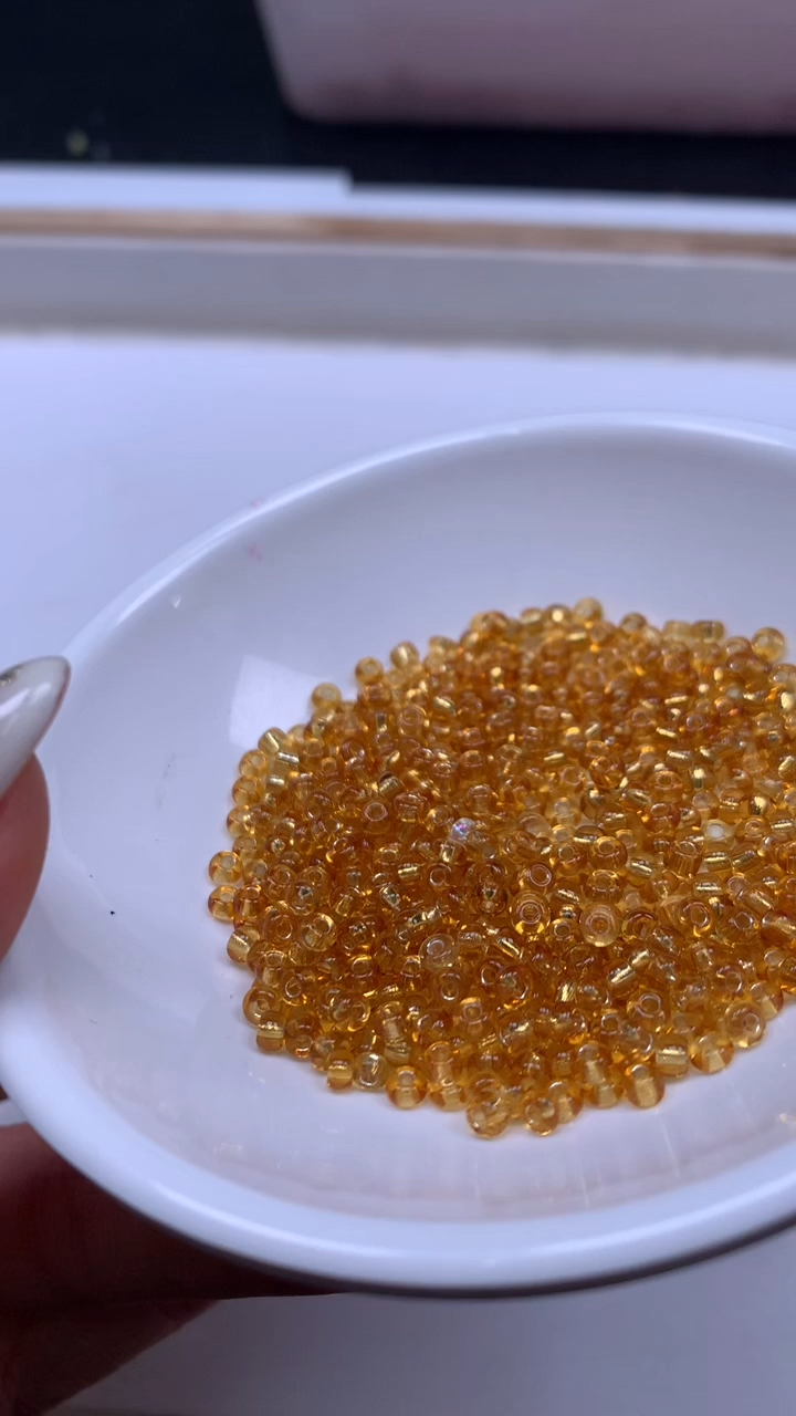 未镶嵌散珠玛瑙/玉髓E102 金色隔珠3*3mm110颗8元